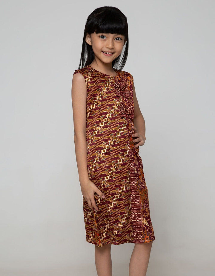 Arjuna Weda Girl Bat