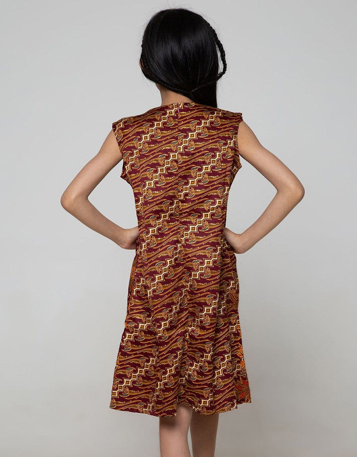 Arjuna Weda Girl Bat