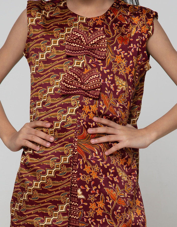 Arjuna Weda Girl Bat