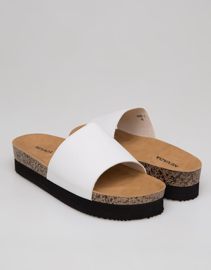 Nevada Slipper Sandals Wide Strap