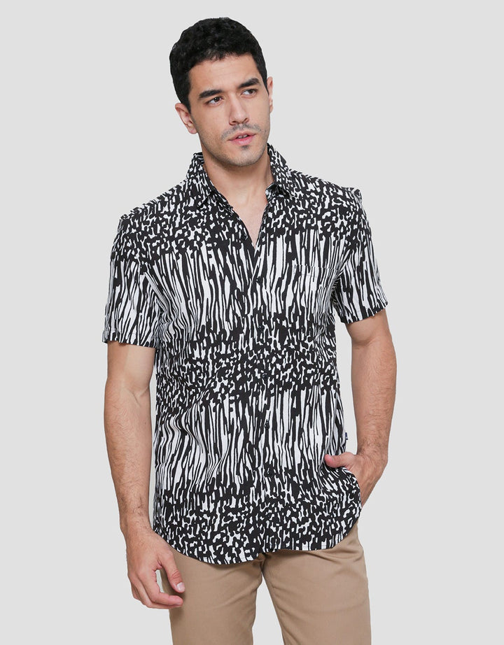Andrew Smith Abs Print Kemeja Pria