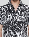 Andrew Smith Abs Print Kemeja Pria