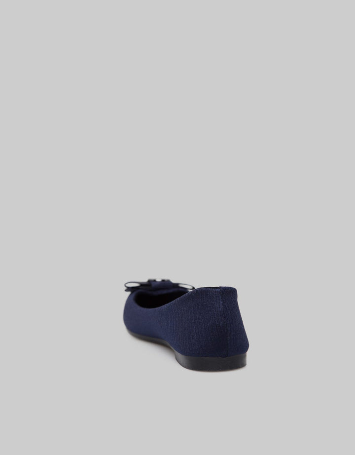 Laviola Flat Shoes With Ribbon Detail