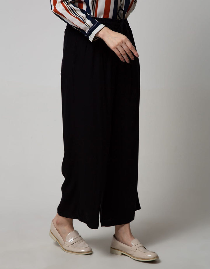 Annisa Long Pants Loose With Elastic Waist And Drawcord