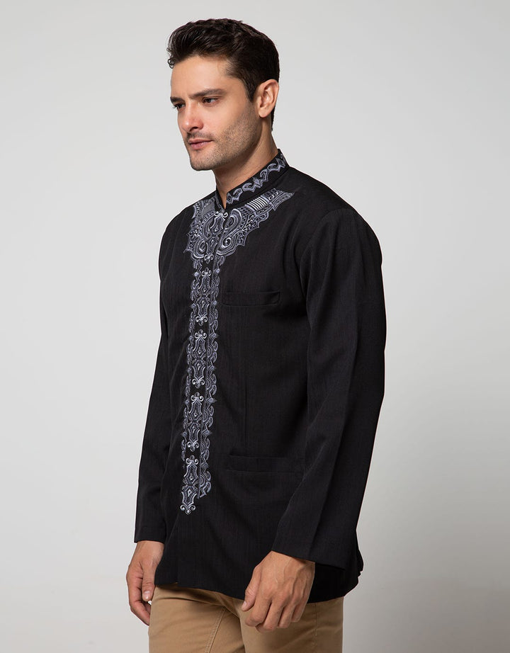 Arjuna Weda Koko Jasko Symmetrical