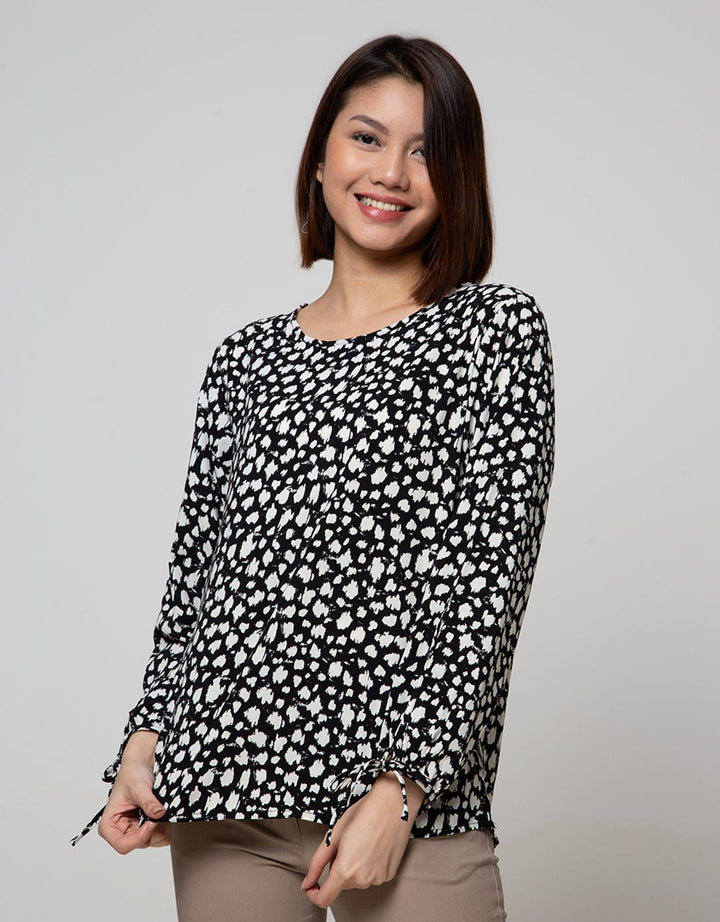 St. Yves Long Sleeve Blouse Top Animal Roll Up Sleeves