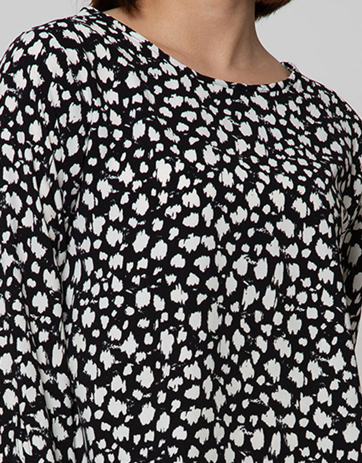 St. Yves Long Sleeve Blouse Top Animal Roll Up Sleeves