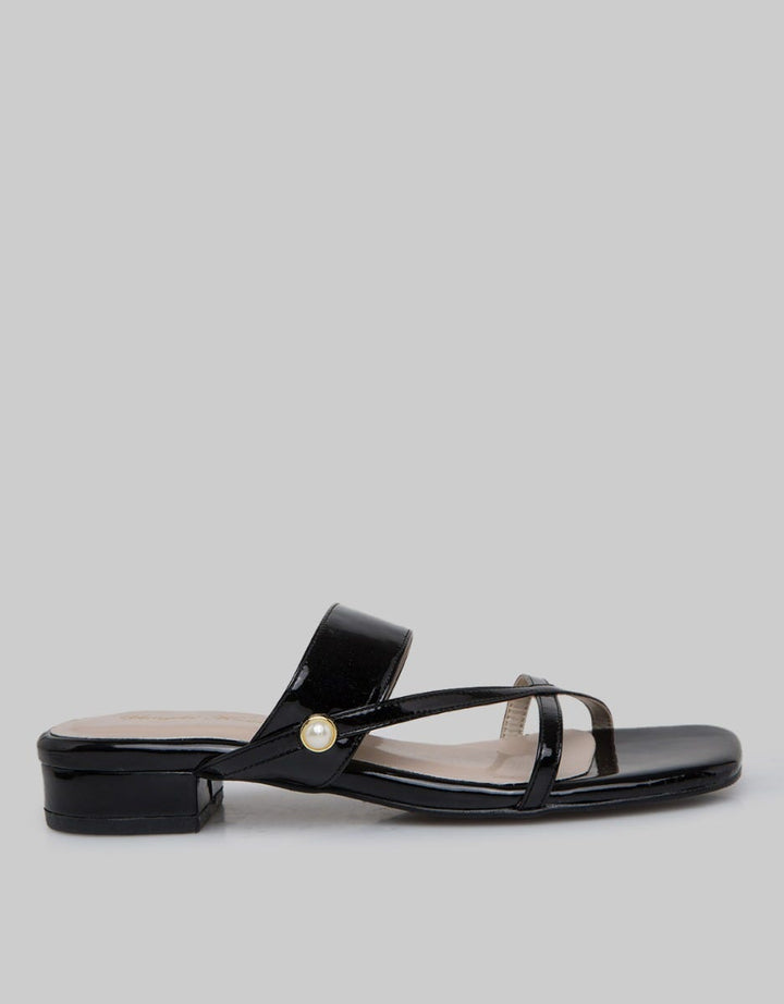 Yongki Komaladi Salsa Sandal Wanita