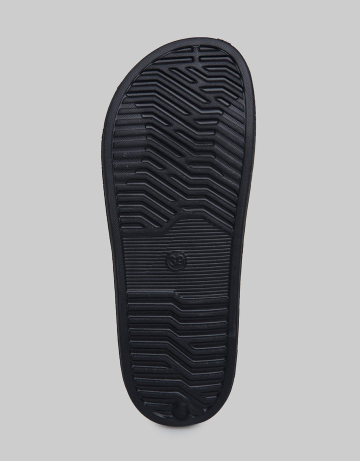 Yongki Komaladi Big Strap Sandal Pria