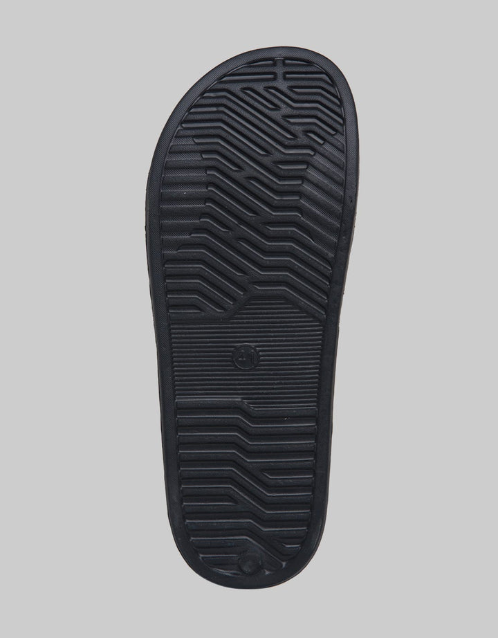 Yongki Komaladi Sandals Print Logo