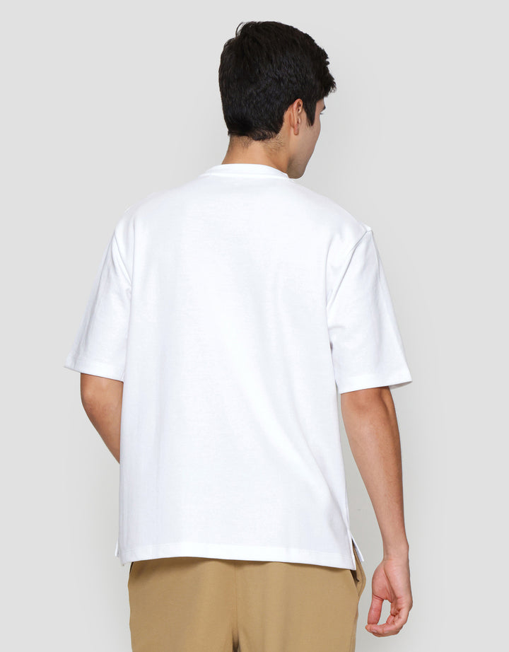 T-SHIRT V NECK SLEEVE