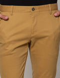 Cardinal Formal Celana Chinos