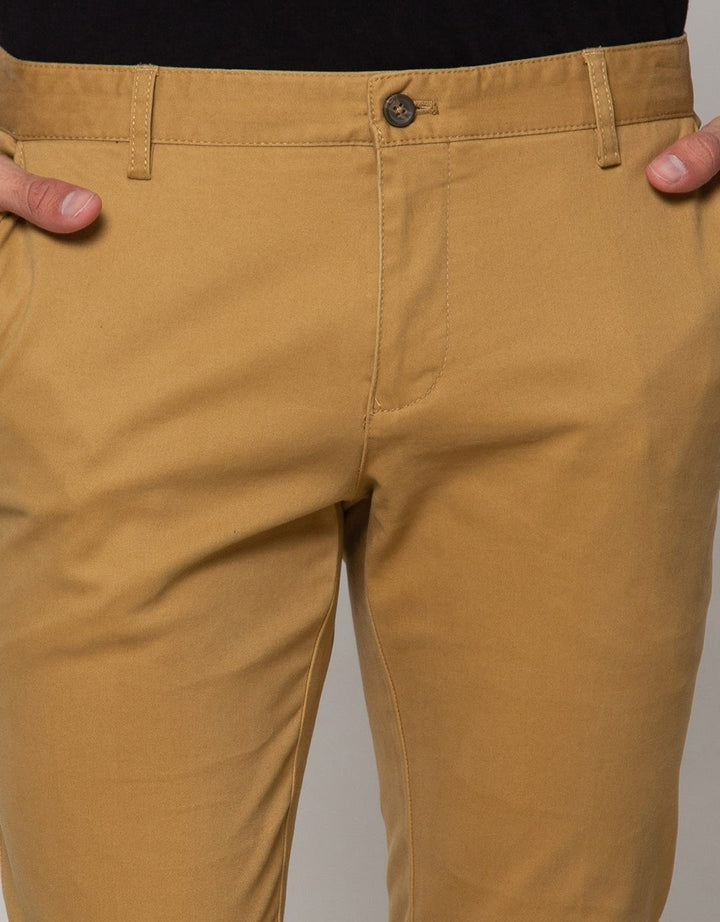Cardinal Formal Celana Chinos