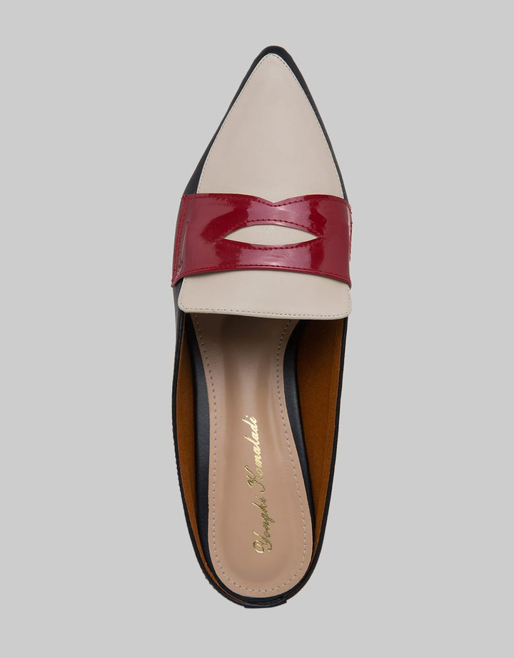 Yongki Komaladi Mules Zelo Wanita