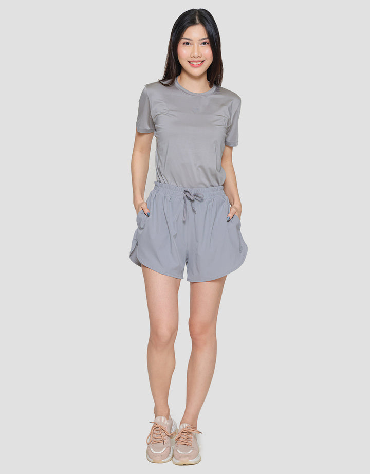 Suko Celana Pendek Sport Logo Wanita