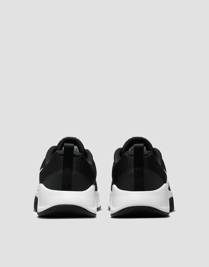 Nike MC Trainer 3 Sepatu Pria