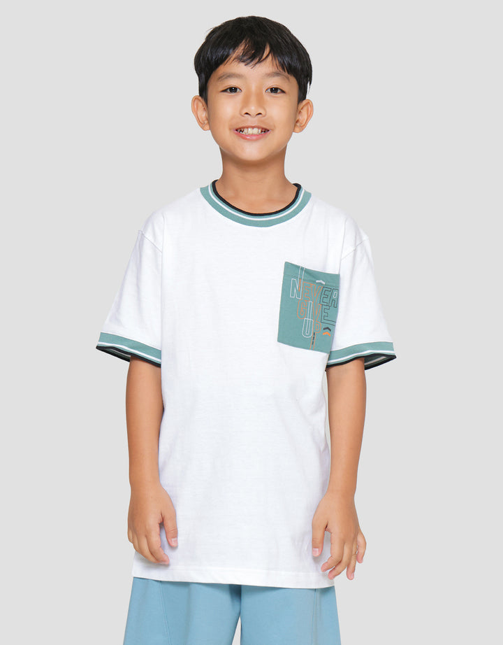 Nevada Print In Pocket Kaos Lengan Pendek Anak Laki-Laki