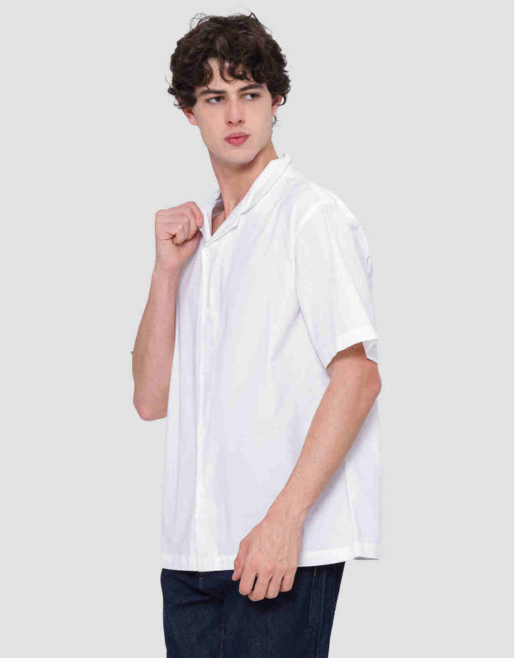 Nevada Shino Collar Kemeja Pria