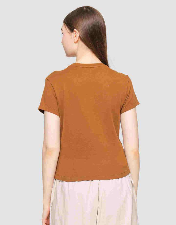 Suko Crop Round Women's Casual T-Shirt
