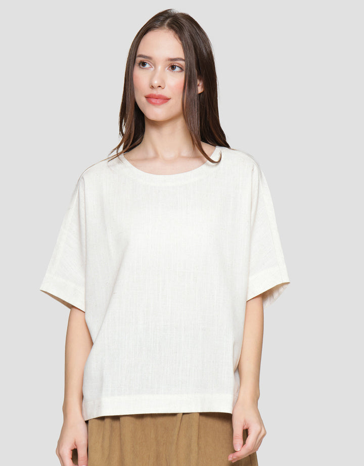 St. Yves Boxy Blouse With Side Slit Kaos Wanita