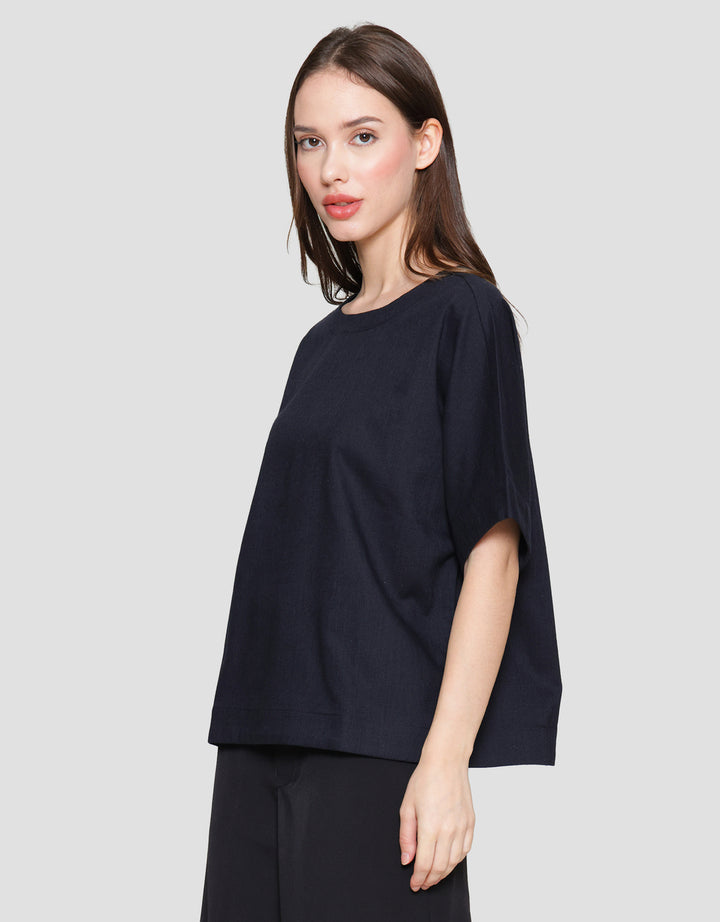 St. Yves Boxy Blouse With Side Slit Kaos Wanita
