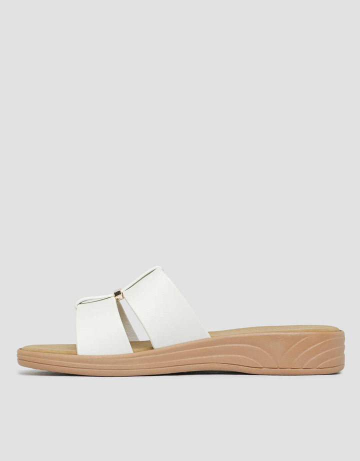 St. Yves Jvmily Simply Sandal Slipper Wanita