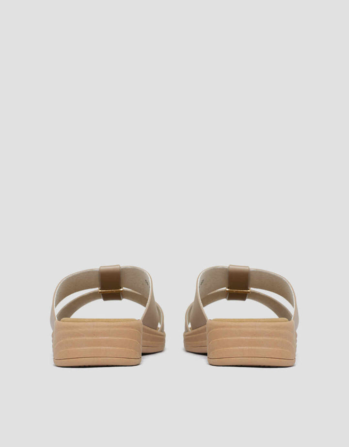 St. Yves Jvmily Simply Sandal Slipper Wanita