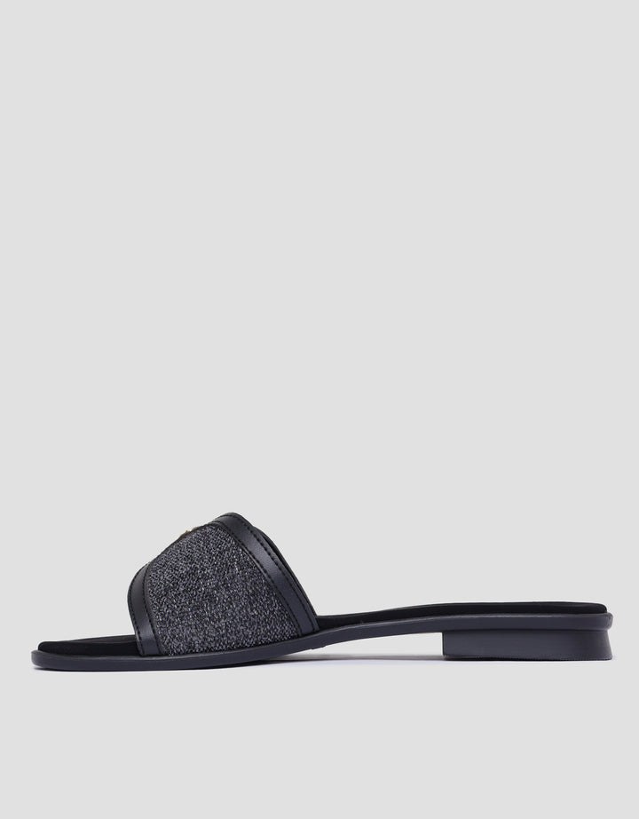 Connexion Buckle Sandal Slipper Wanita