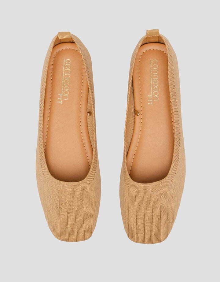 Connexion Sepatu Flat Wanita
