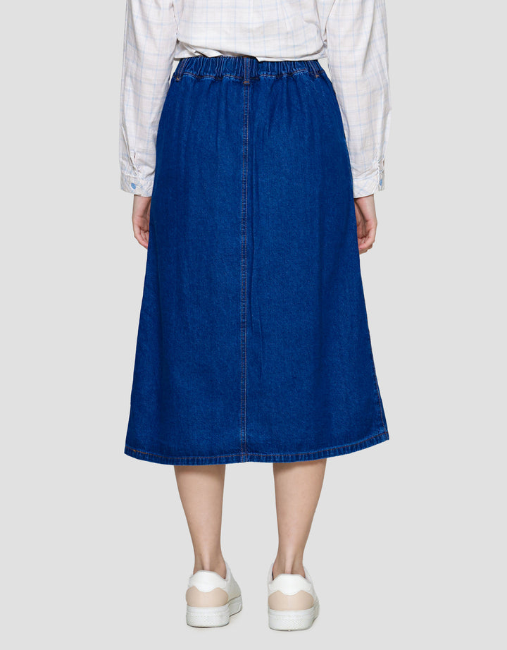 Exit Yewava Rok Wanita