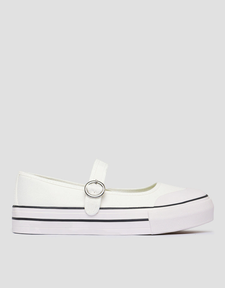 Nevada Sepatu Slip On Wanita