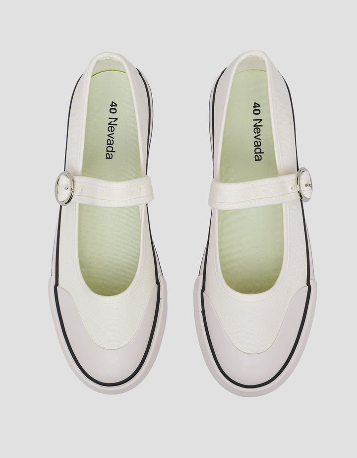 Nevada Sepatu Slip On Wanita