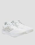 New Balance Fresh Foam Sepatu Lari Wanita