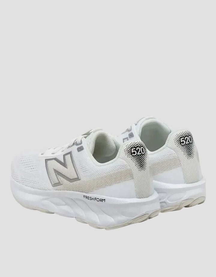 New Balance Fresh Foam Sepatu Lari Wanita