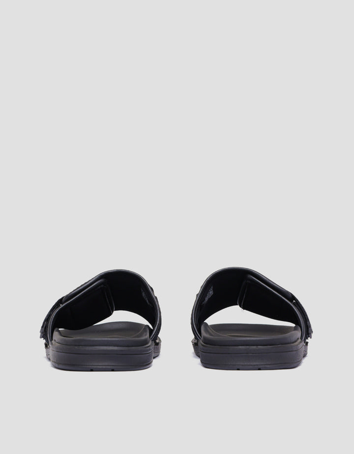 Nevada Cario Sandal Slipper Pria