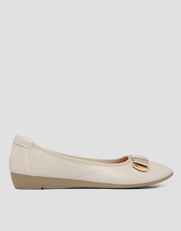 St. Yves Ballerina Sepatu Flat Wanita
