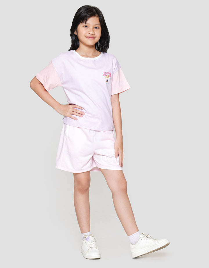 Nevada Boxy Varcity Print Bear Kaos Anak Perempuan