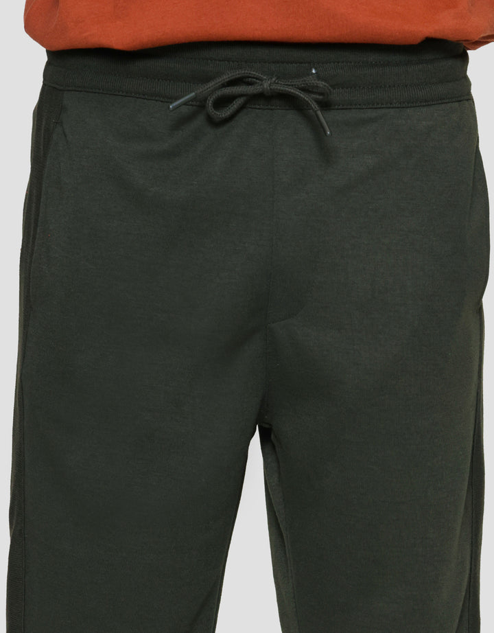 Nevada Knit Cut And Sewn With Mix Rib Celana Jogger Pria