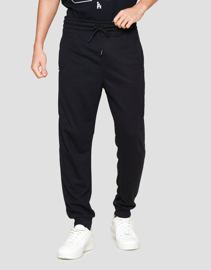 Nevada Knit Darts With Zipper Celana Panjang Pria