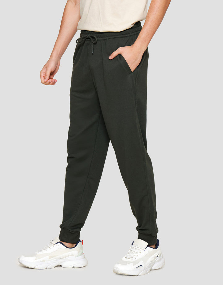 Nevada Knit Basic With Overlock Side Seam Celana Jogger Pria