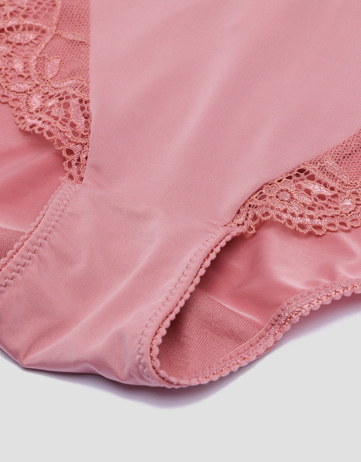 St. Yves Brief Mini Panty Lace Celana Dalam Wanita