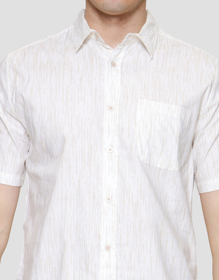 Cole Aop Wood Motif Kemeja Lengan Pendek Pria