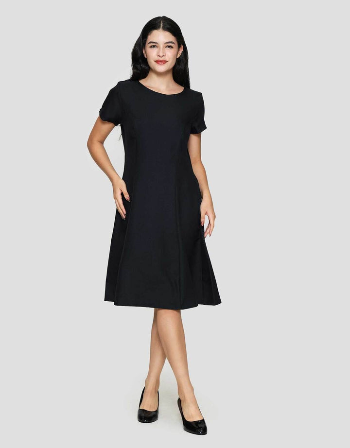 Connexion Round Neck Midi Dress Wanita
