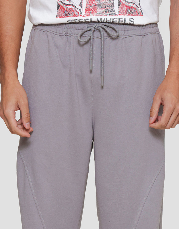 Nevada Loose With Cut And Sewn Celana Panjang Pria