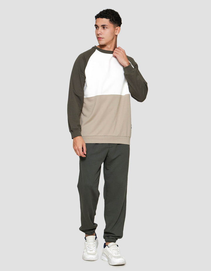 Nevada Cut And Sewn Mix Colors Sweater Pria