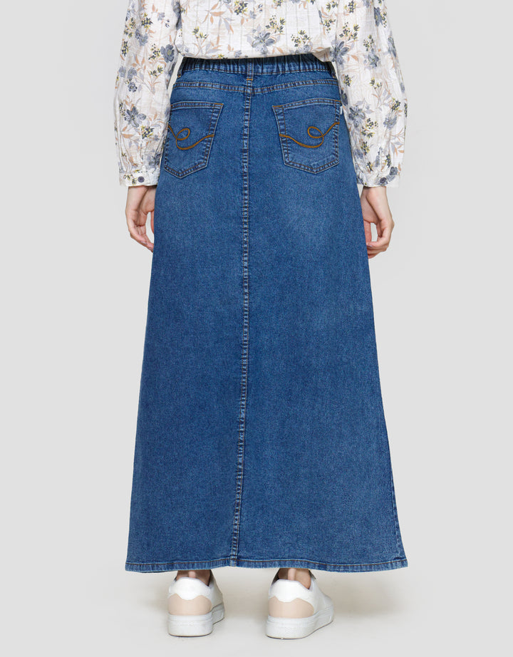 Expand Devila Rok Wanita