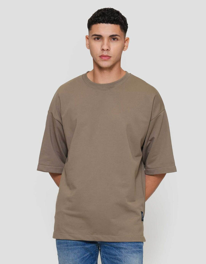 Nevada Plain Basic Kaos Oversize Pria