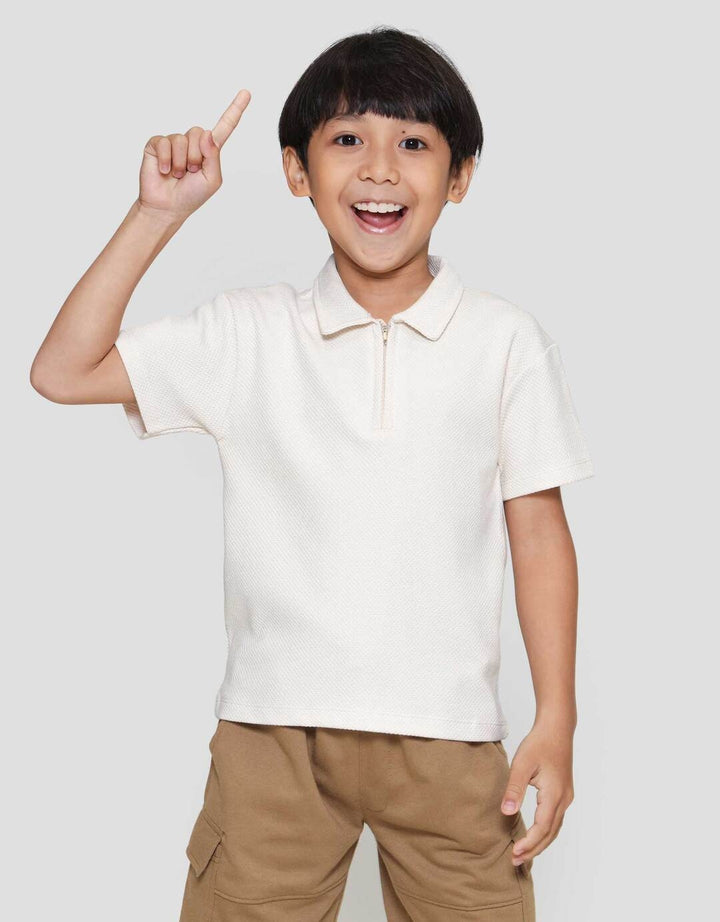 Little M Kerah Ritsleting Texture Kaos Anak Laki-laki