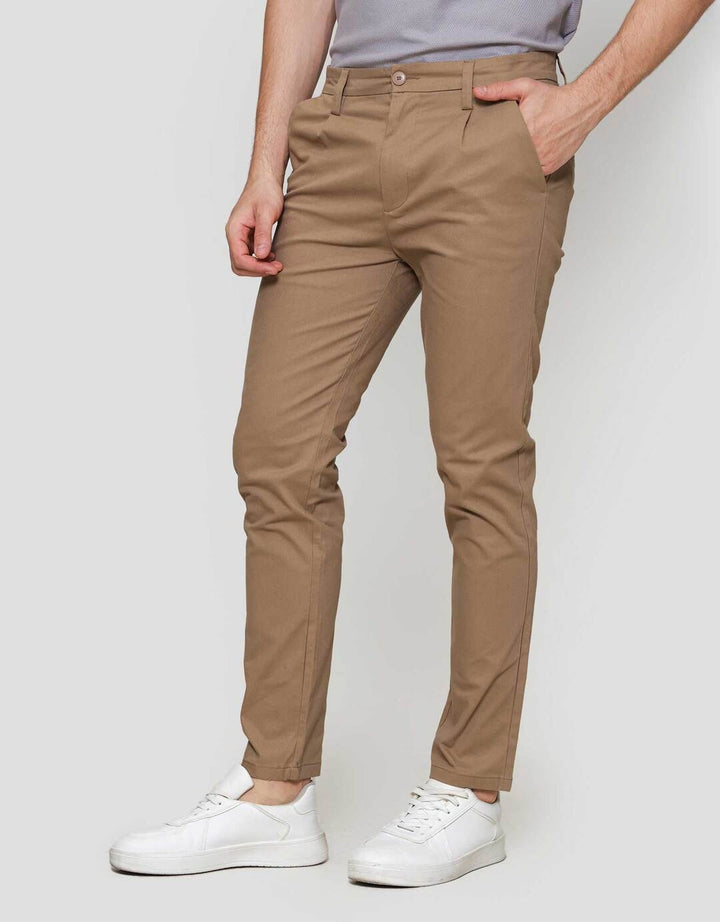 Cole Woven Slim Pleated Twill Celana Panjang Pria