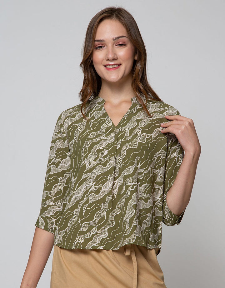 Connexion 3/4 Blouse Sleve Topography Print Skipper Hai Neck